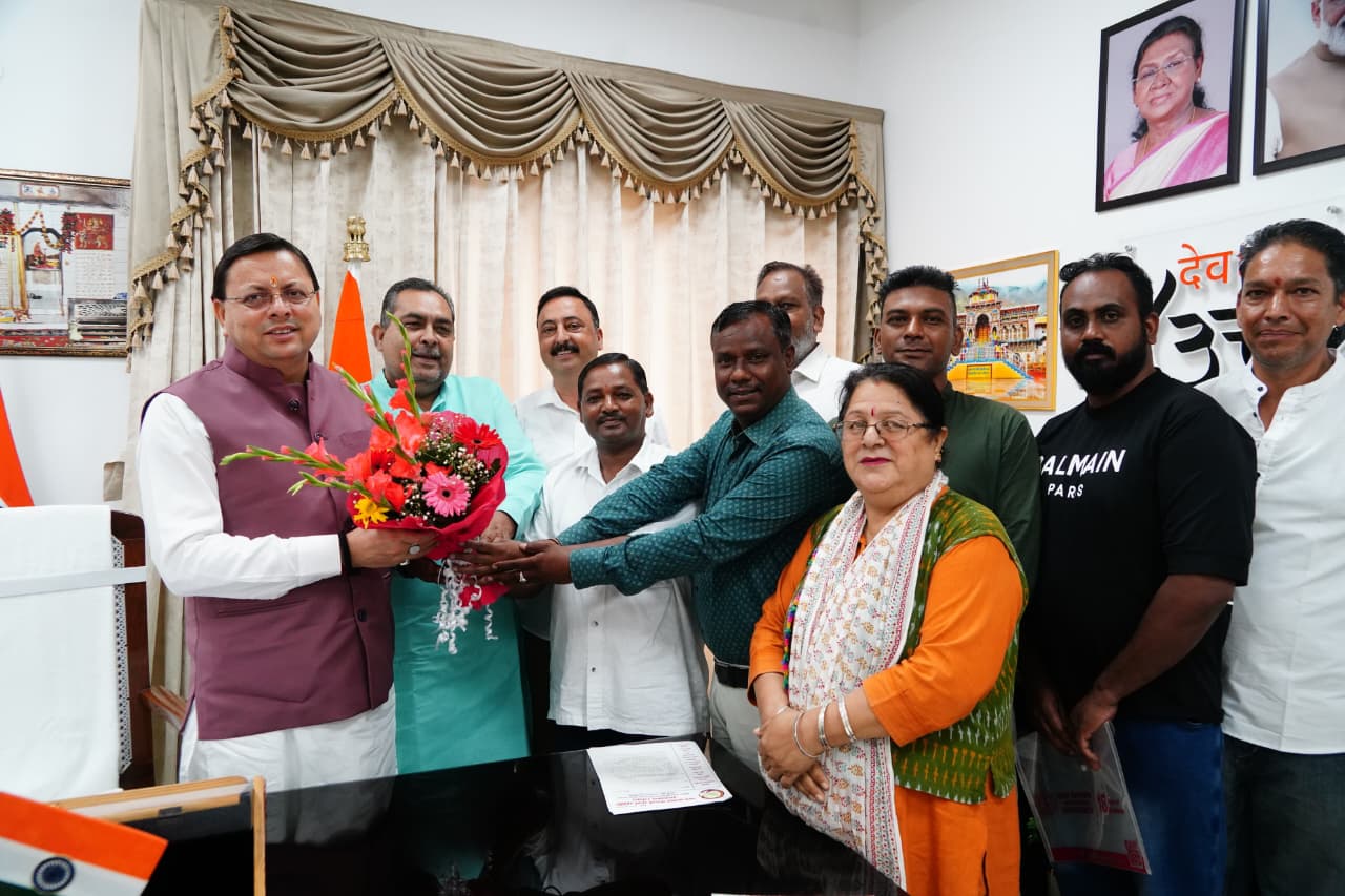 राज्य सरकार का लक्ष्य जनता को त्वरित और पारदर्शी सेवाएँ उपलब्ध कराना : सीएम